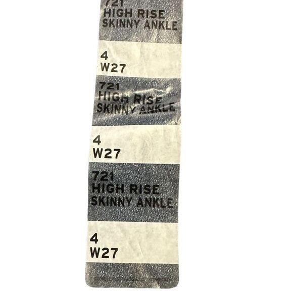 Levi's 721 High Rise Skinny Ankle Distressed Size 4 W 27 - Picture 9 of 9